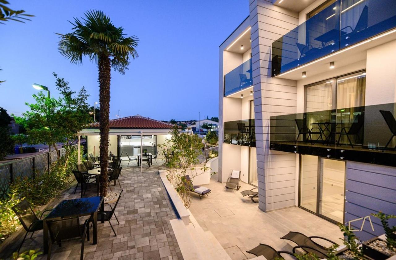 Luxury Apartments In Villa Curiera Malinska Quarto foto